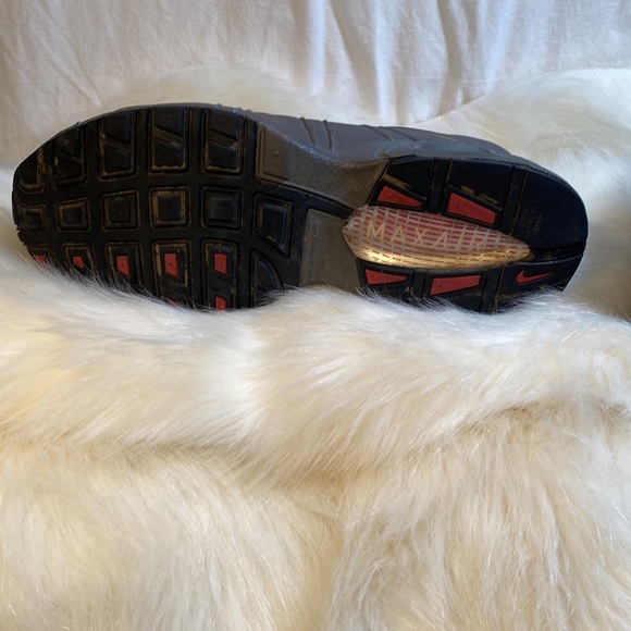 Nike Max Air women’s shoes, size 10 - Picture 5 of 6